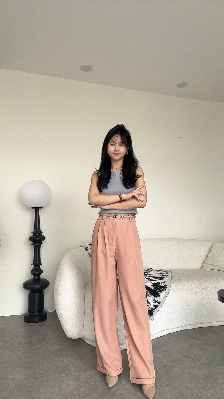 卷边两侧皱褶轻巧西装长裤