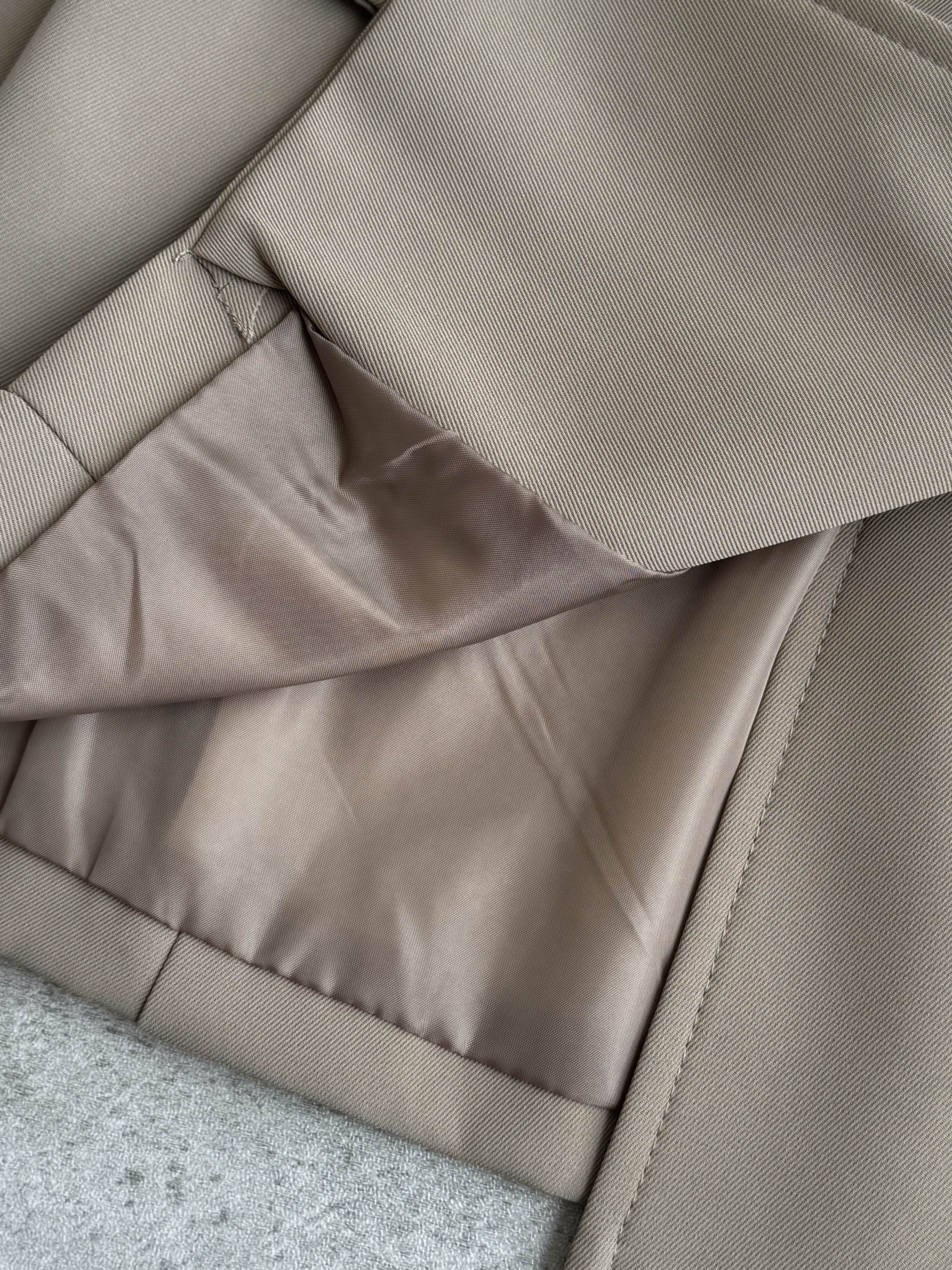 宫廷风斗风式中长版风衣