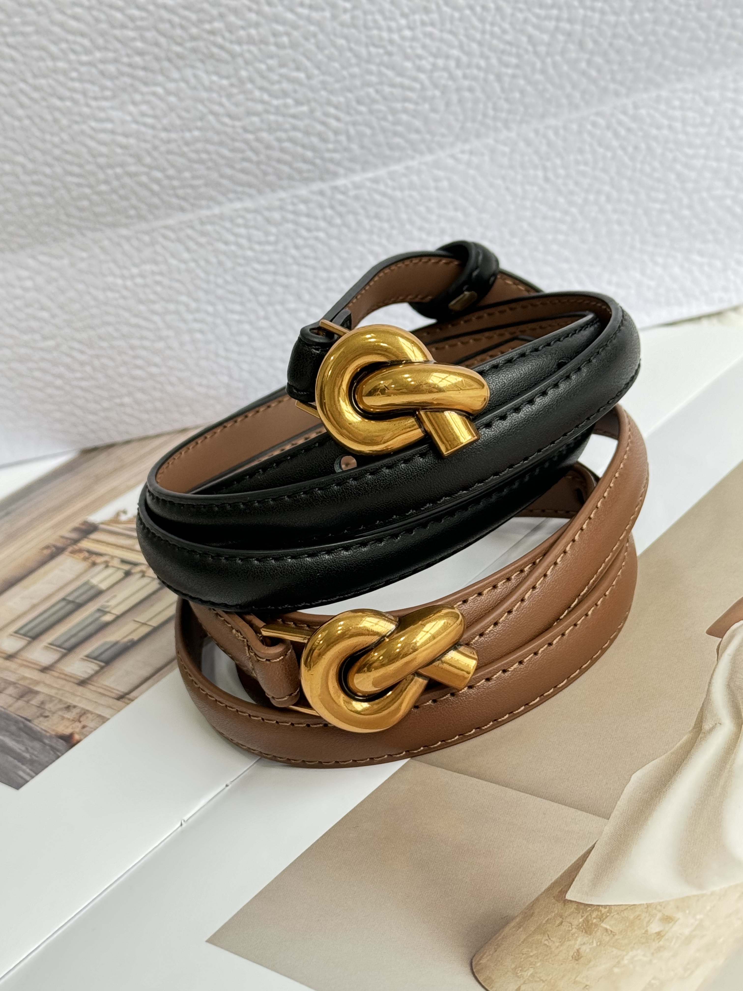 麻花金扣细真皮腰带