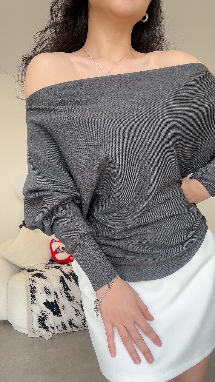 松弛感宽长袖针织Top