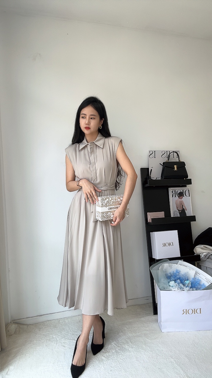 通勤垫肩无袖连身裙