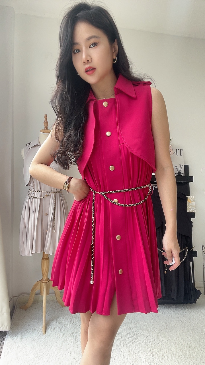 无袖斗风设计百褶连身裙（附送腰链）