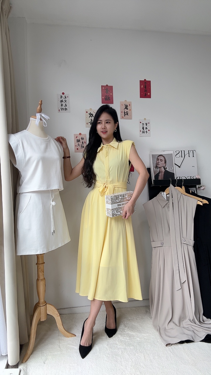 通勤垫肩无袖连身裙