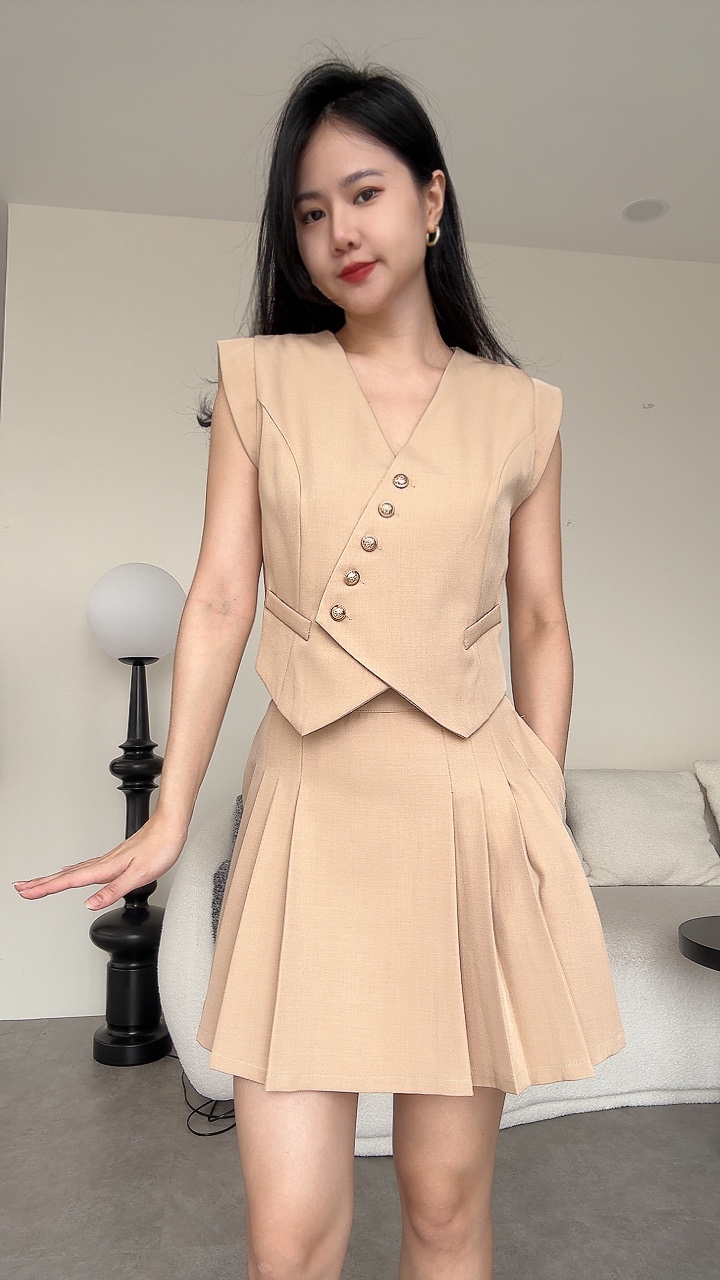 直肩袖马甲百褶短裙套装