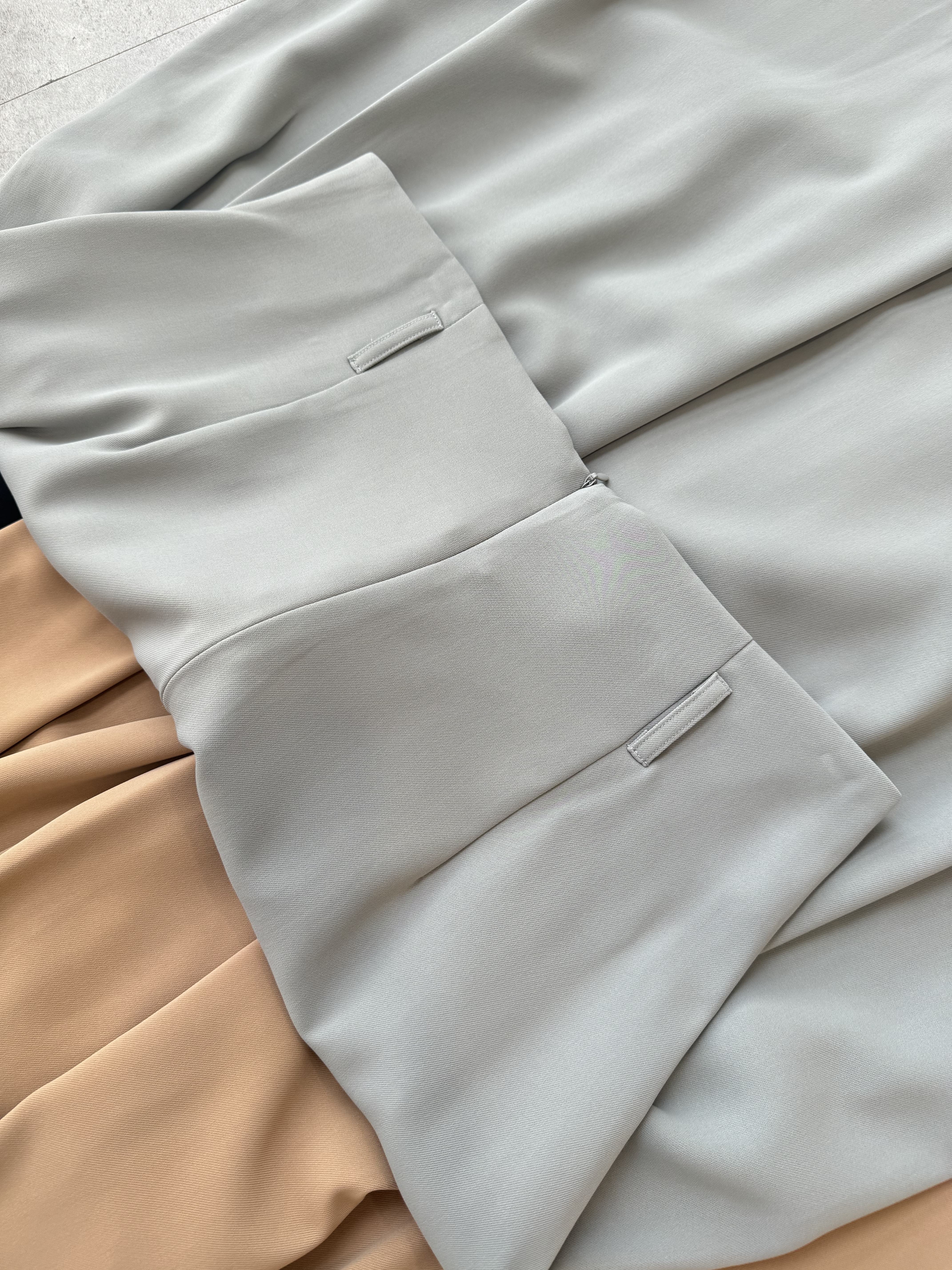 超高腰滑面大阔腿裤