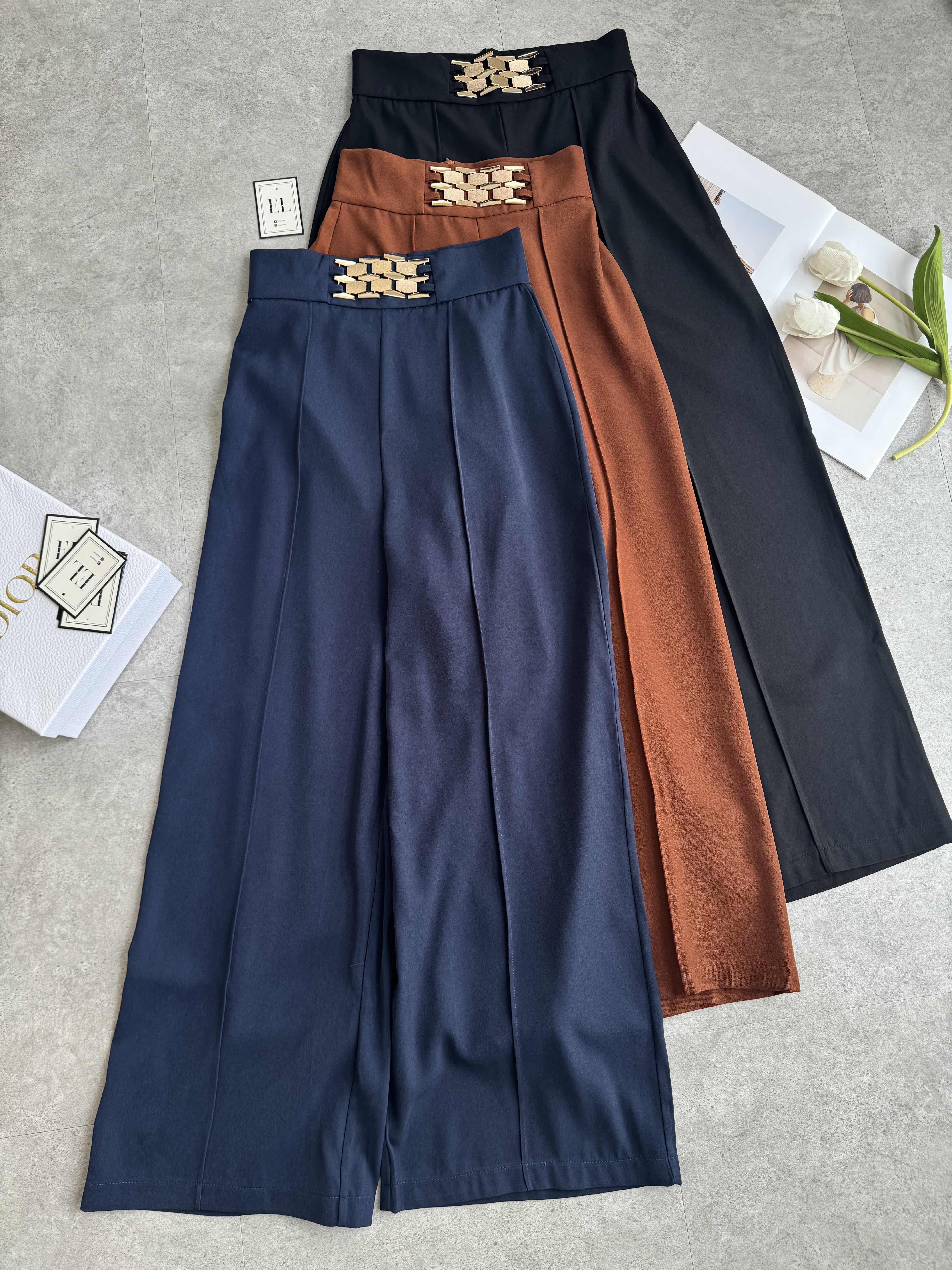 粗金带直线阔腿裤