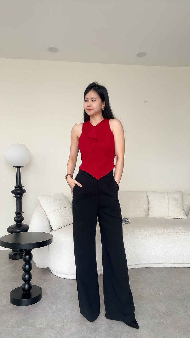 知性内cut造型Top