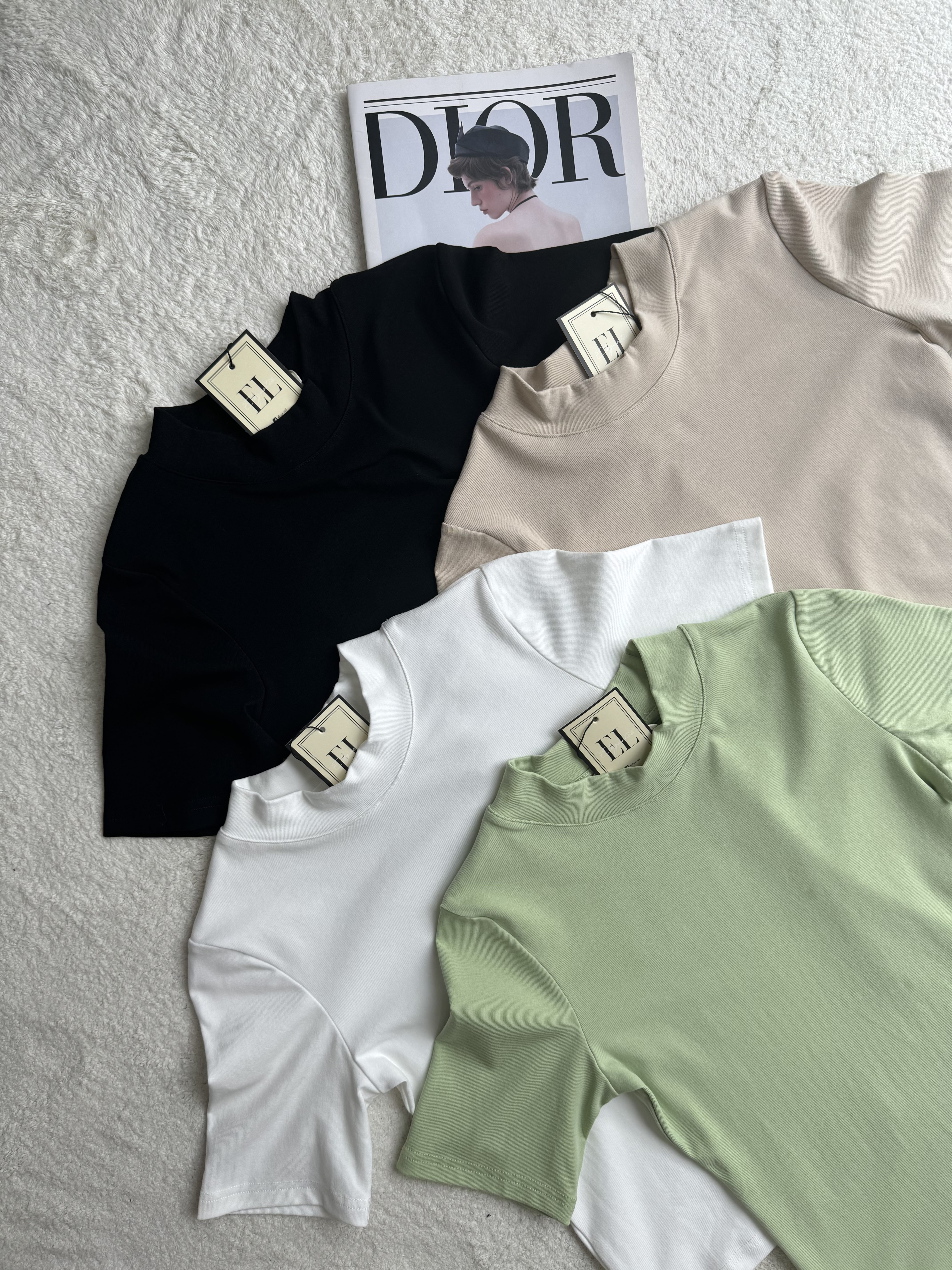 中袖版高雅圆领