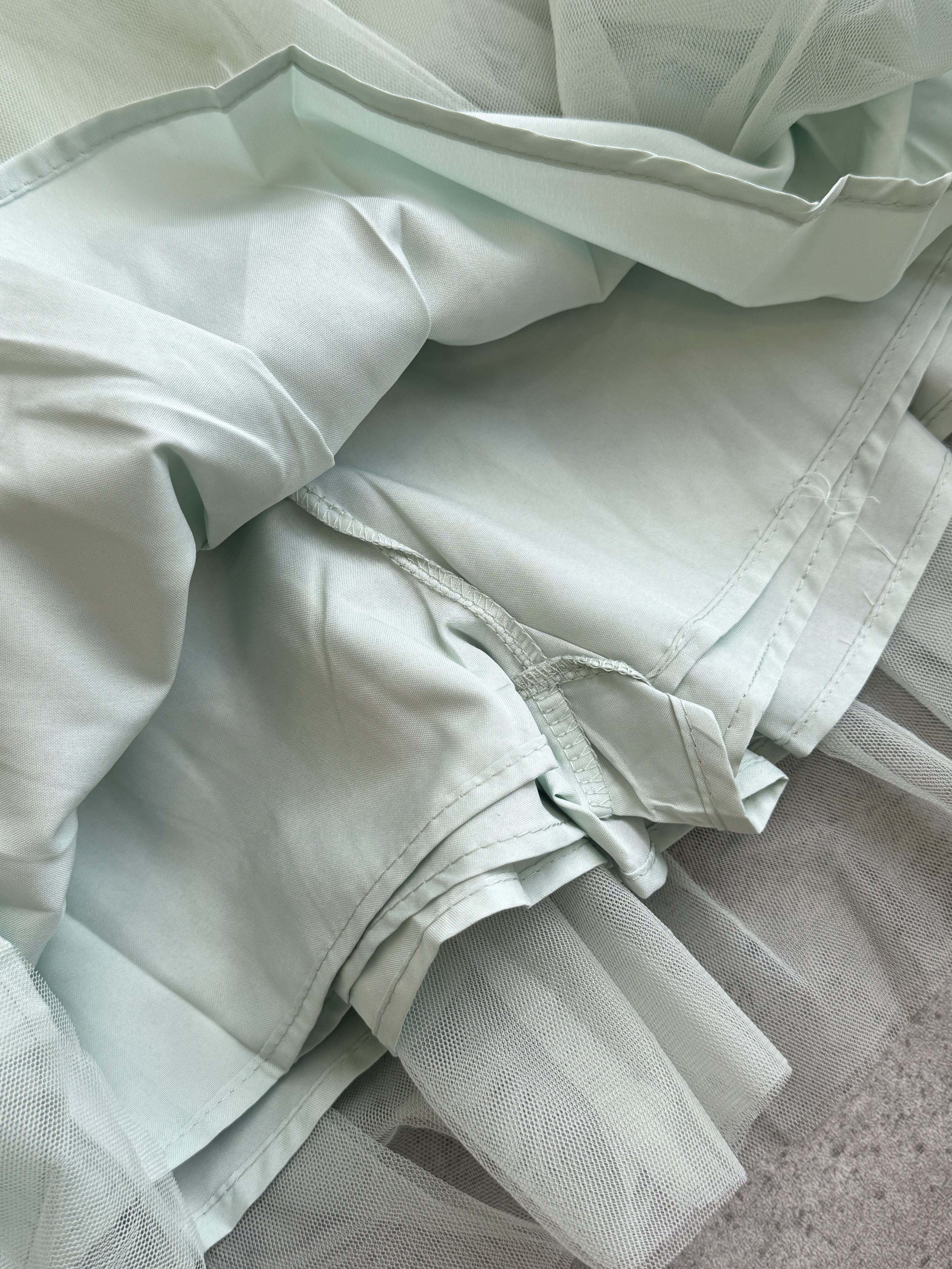 小纱裙拼接Elegant晚宴dress（连体）