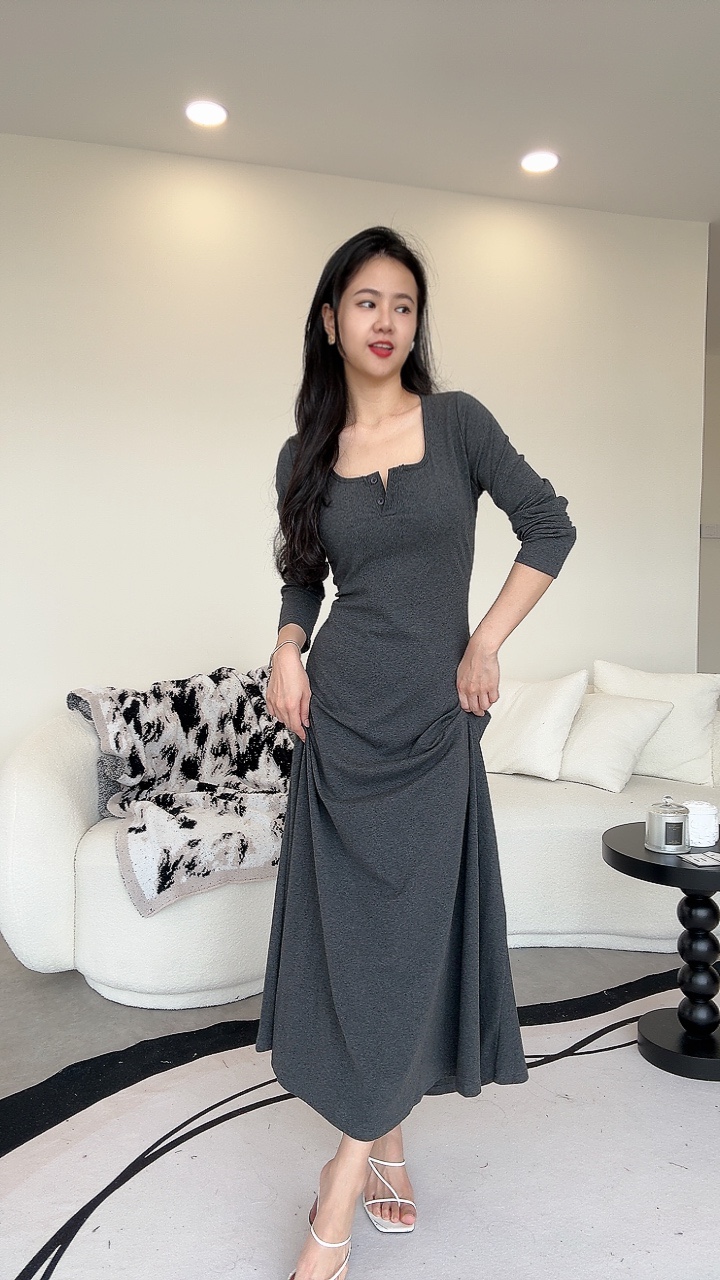 自带胸垫长袖长版连身裙