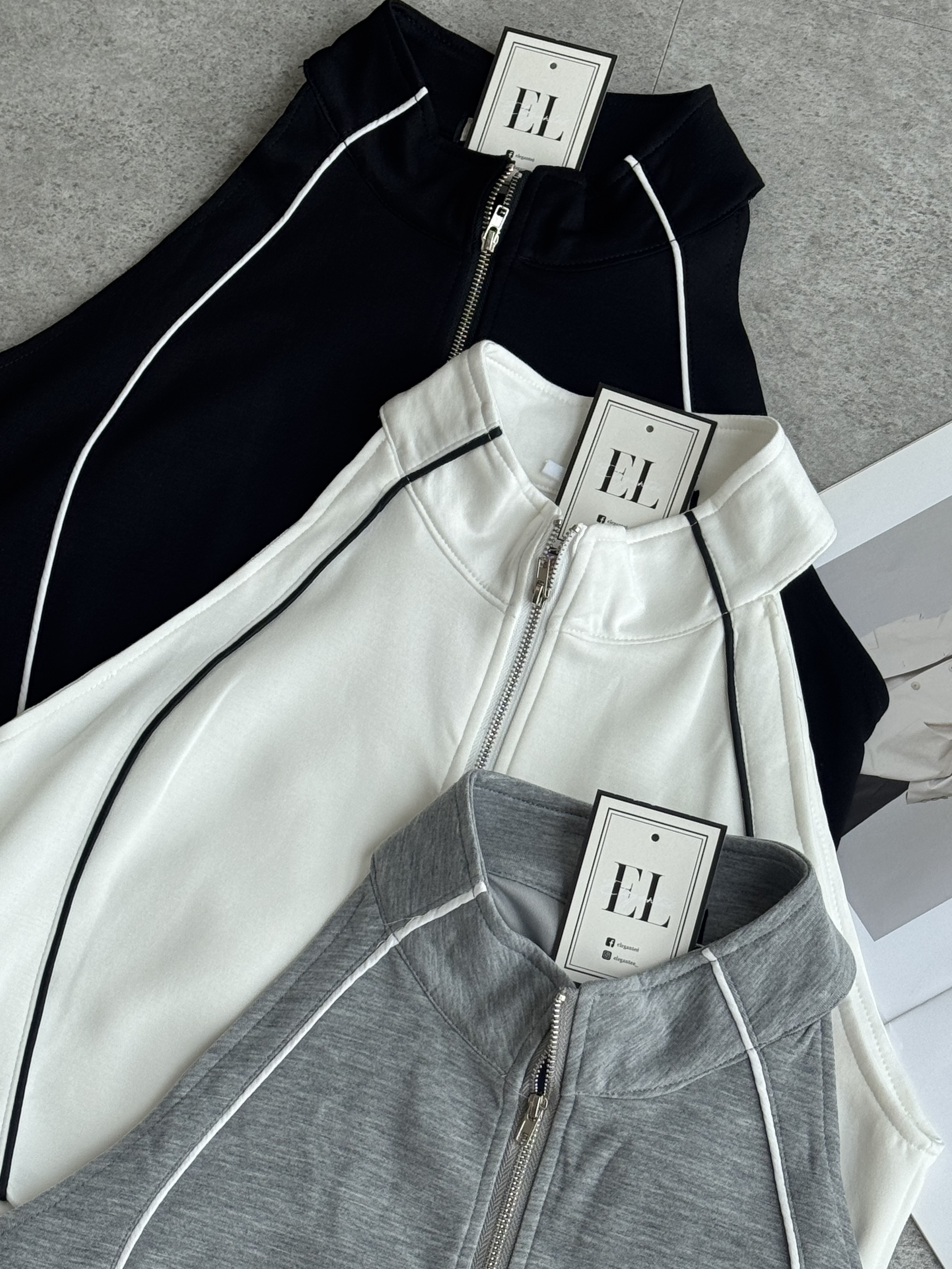 Sporty线条削肩款上衣