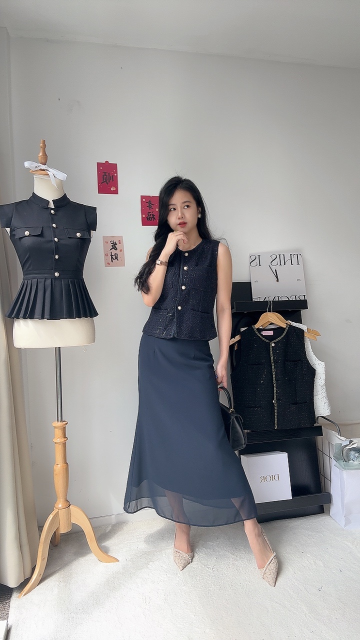 小香风马甲长裙套装