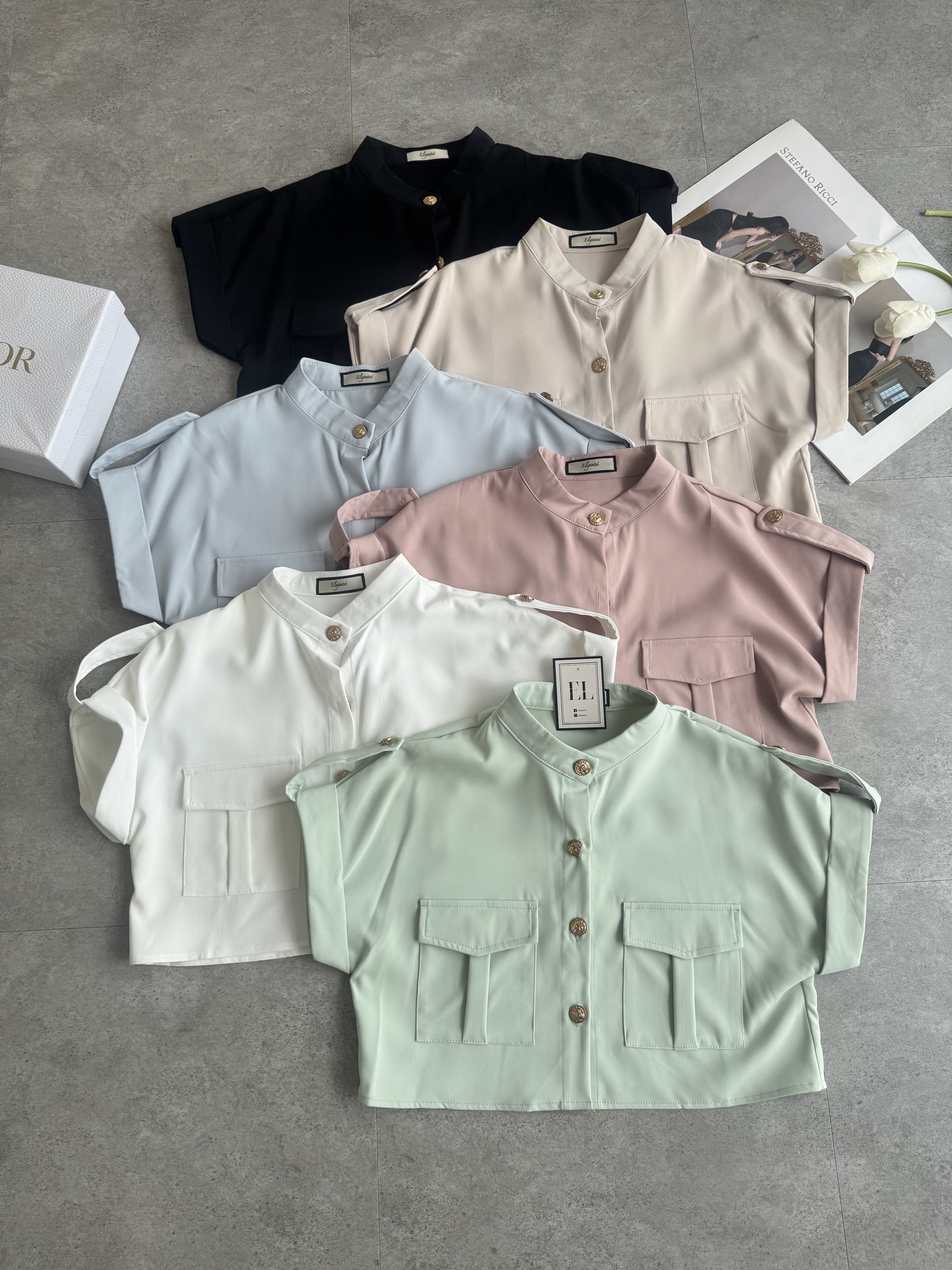 金扣扣卷袖军肩带抗皱Top