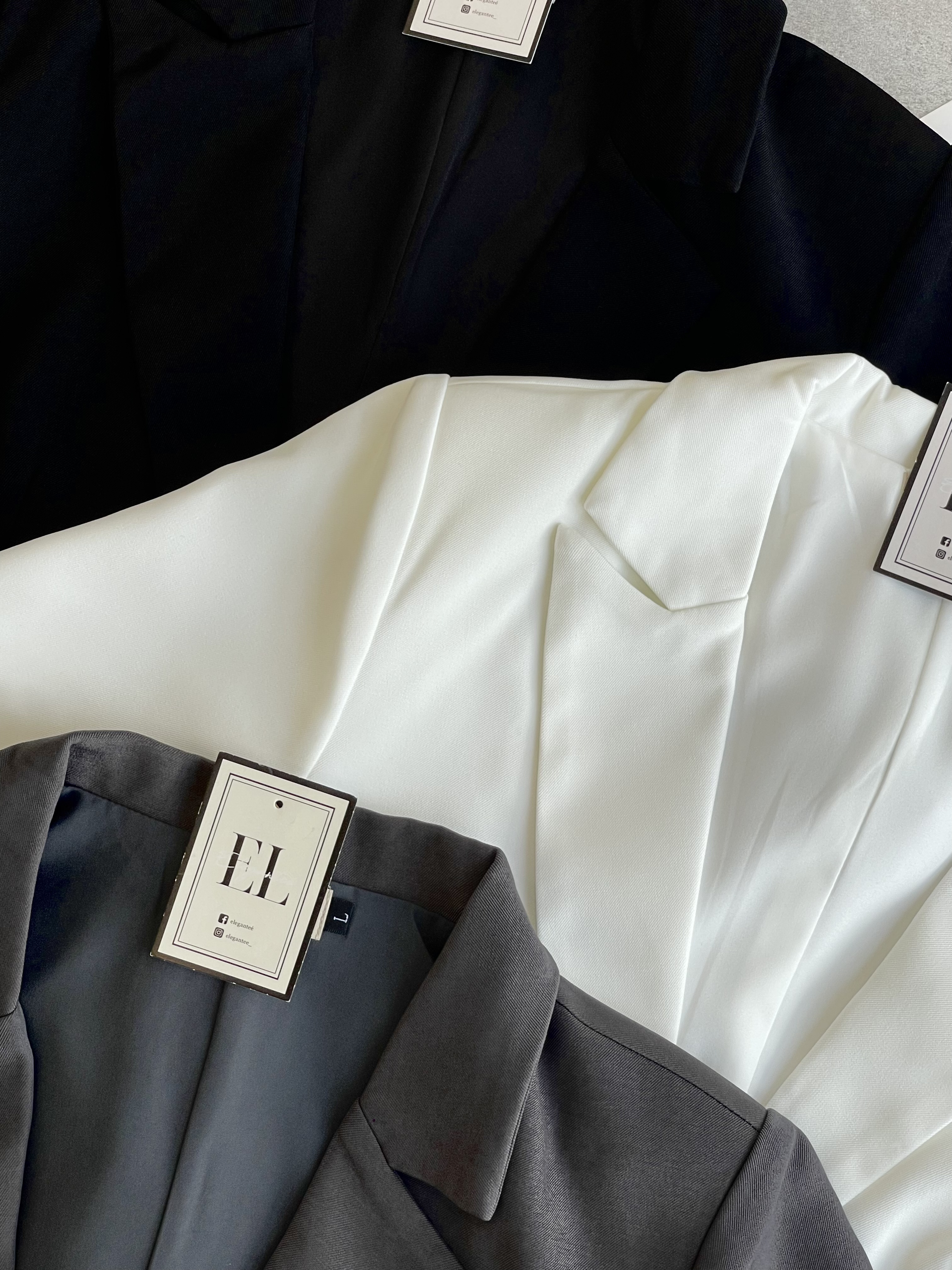 垫肩短袖短版西装外套（硬挺版）