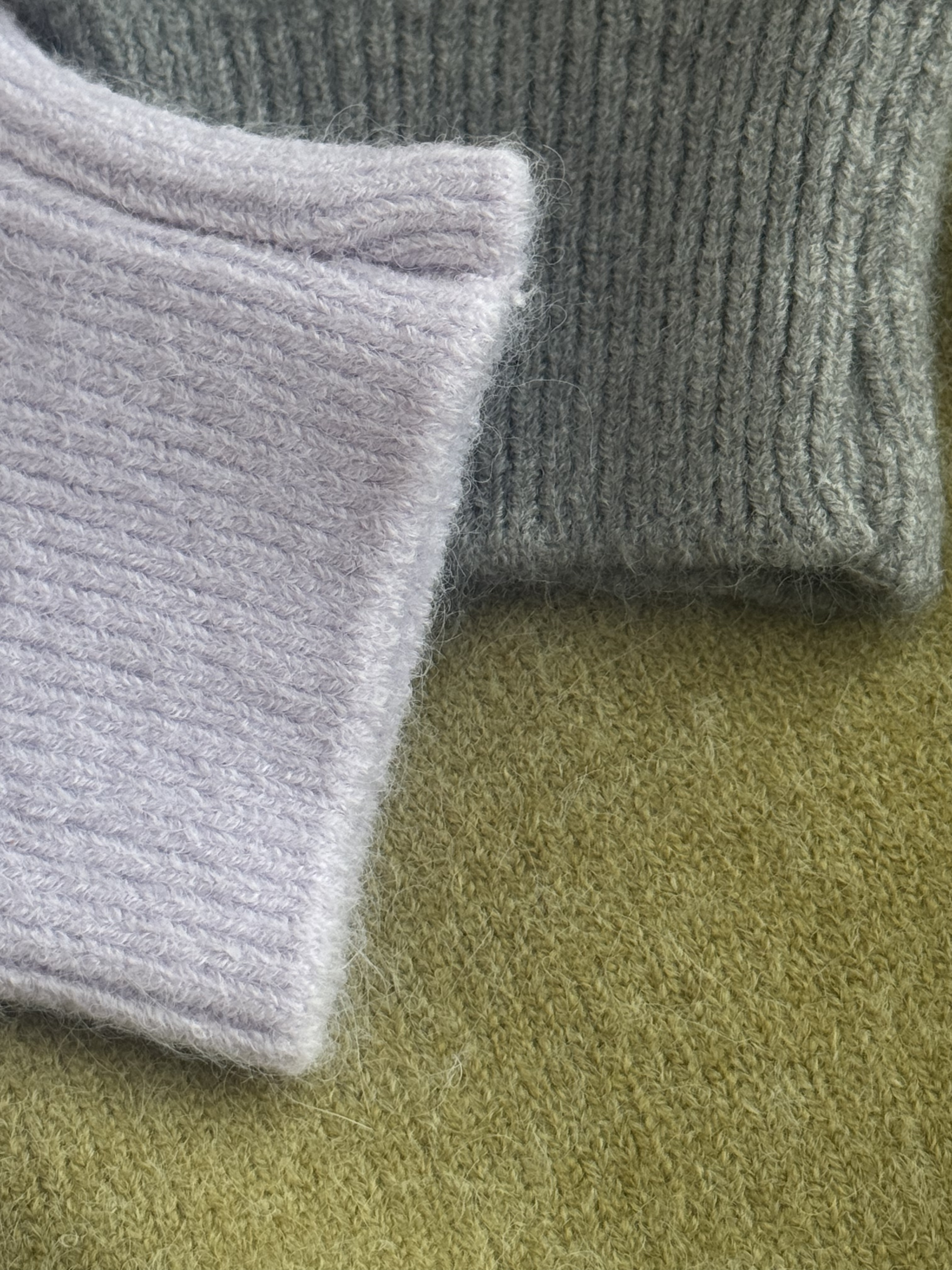 一字领长袖毛衣