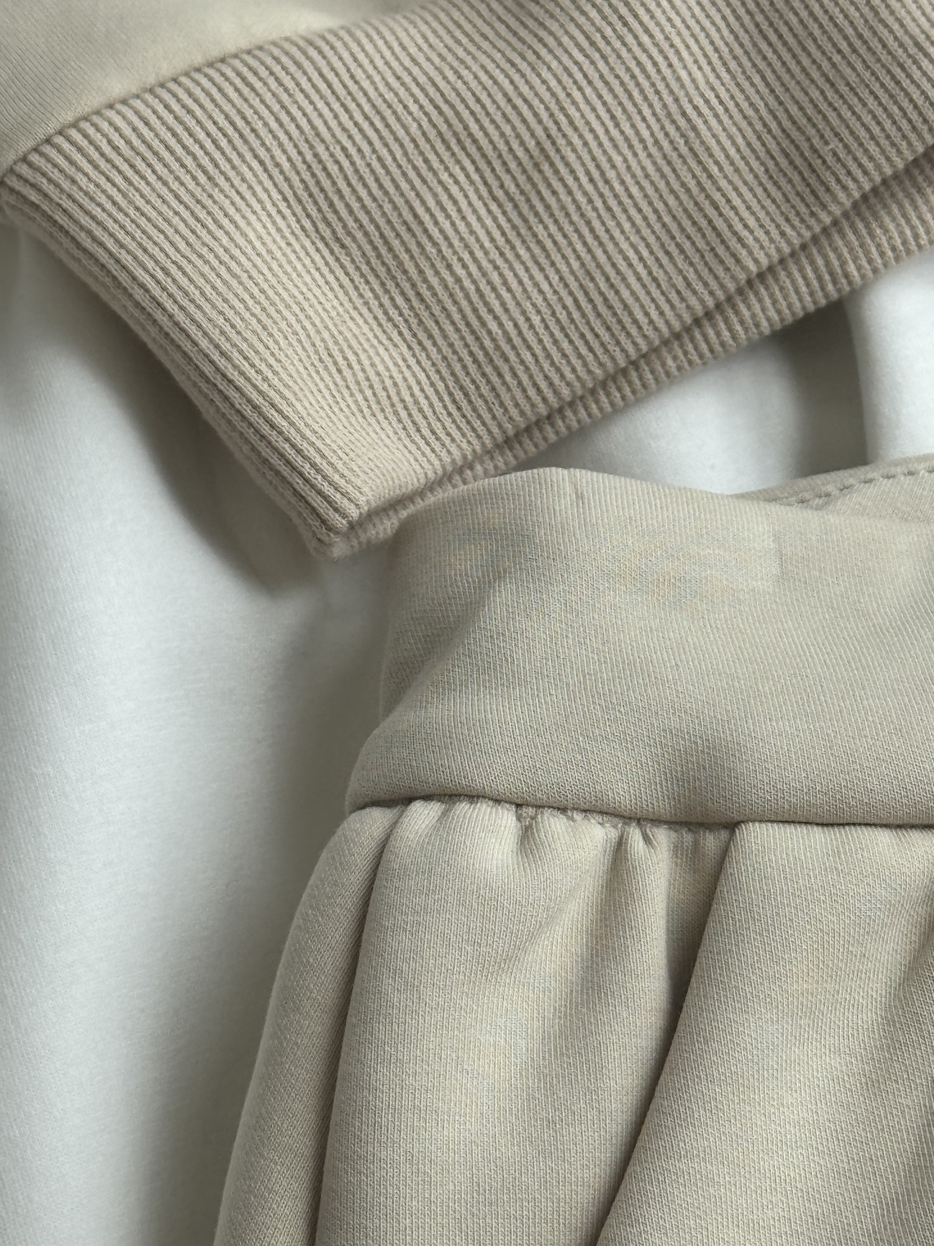 Sporty风过肩袖立领短裙套装