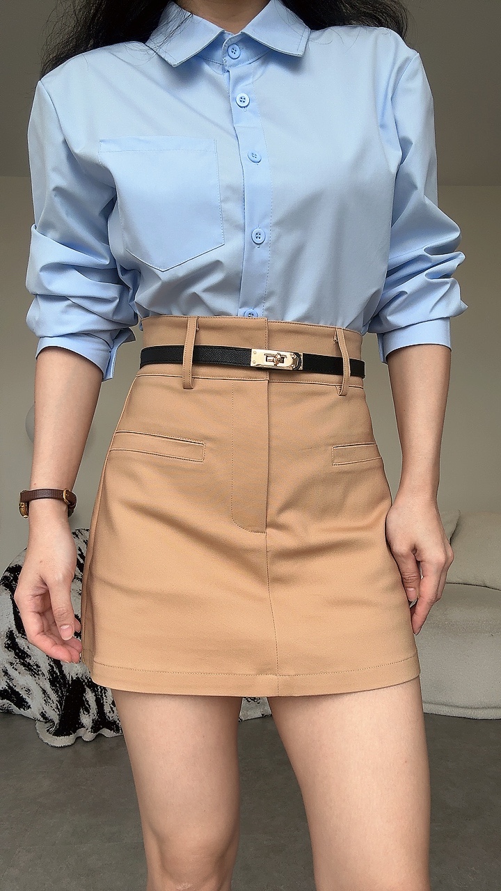 爱马Belt高腰短裙