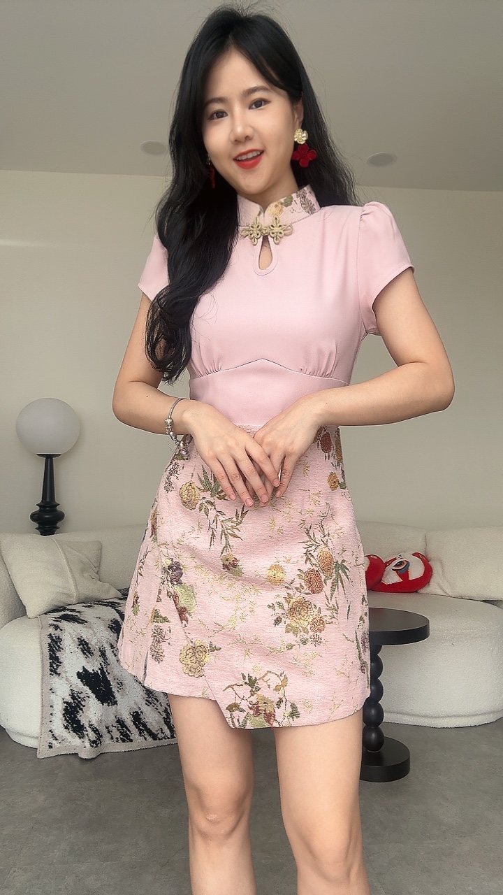 《新年旗袍》 修身拼色绒布连体裤