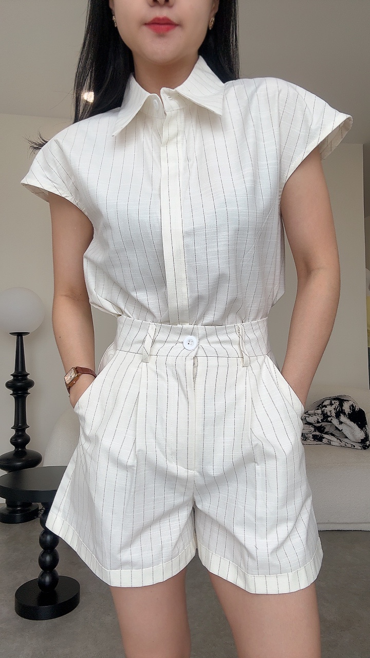 夏日必备过肩袖短裤套装 