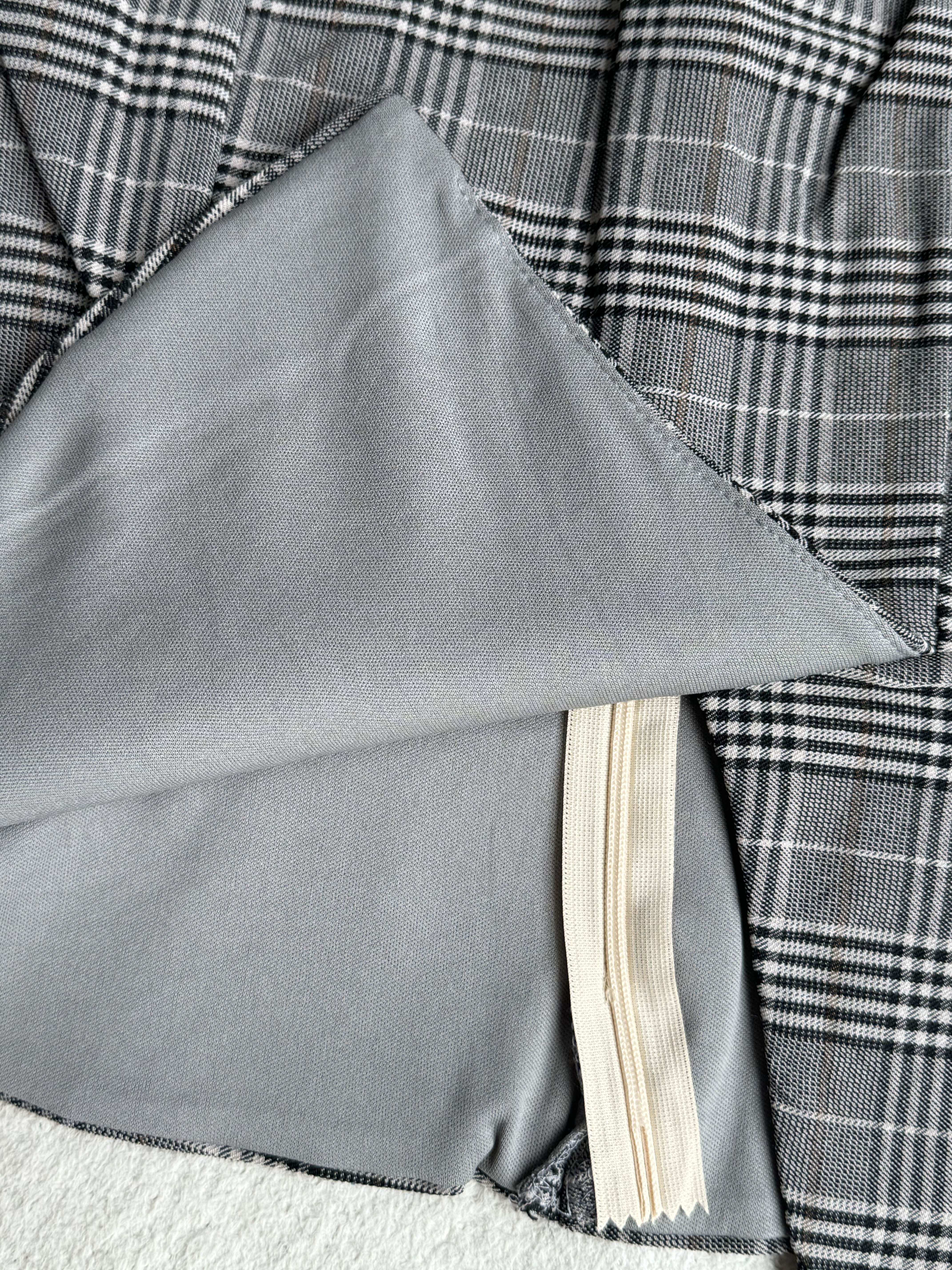 淑女抹胸+网纱拼接上衣