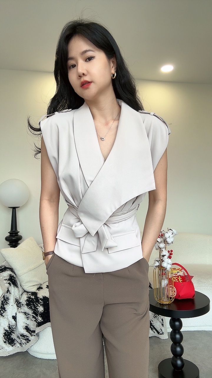 通勤肩带大翻领马甲