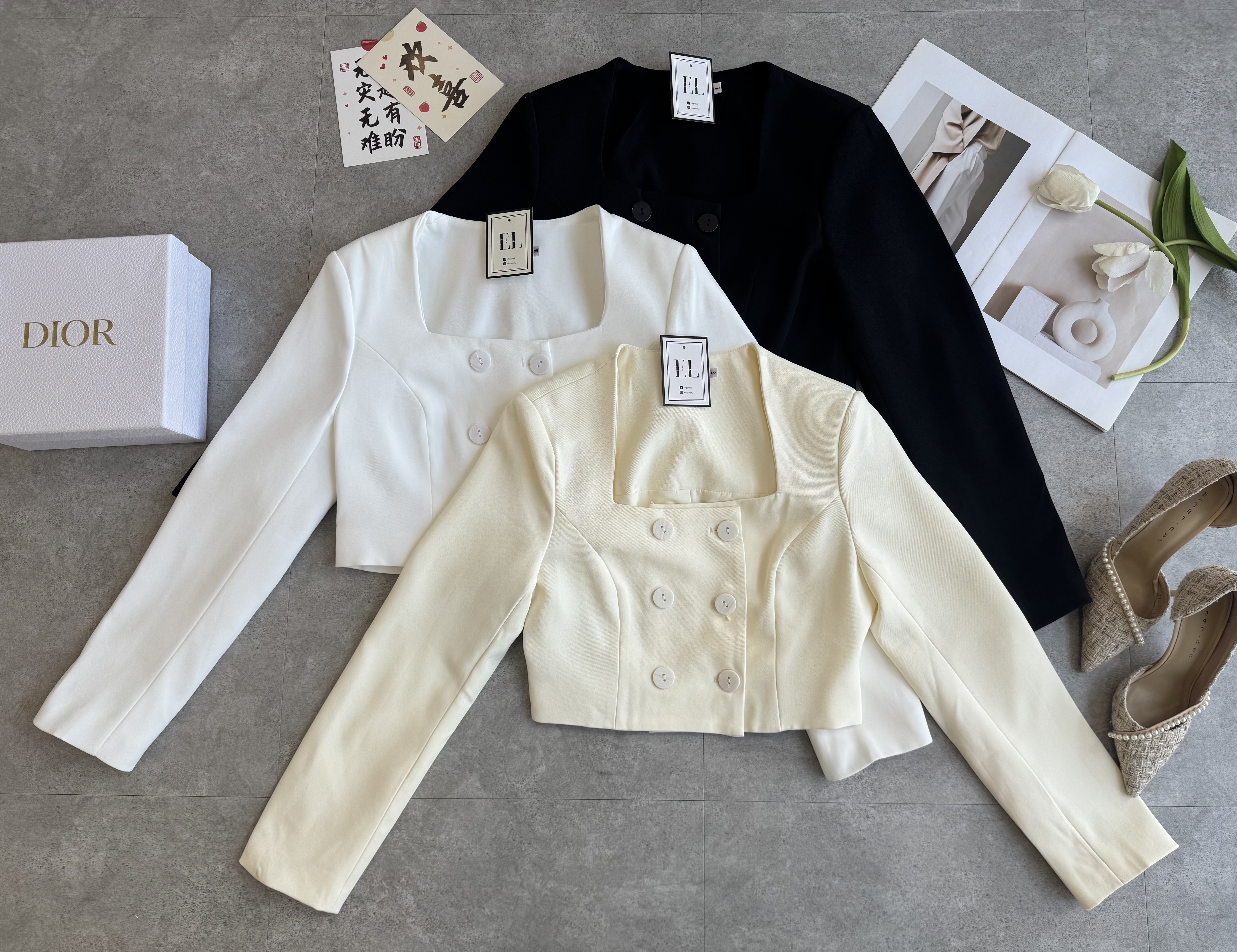 名媛风方领4扣长袖Top