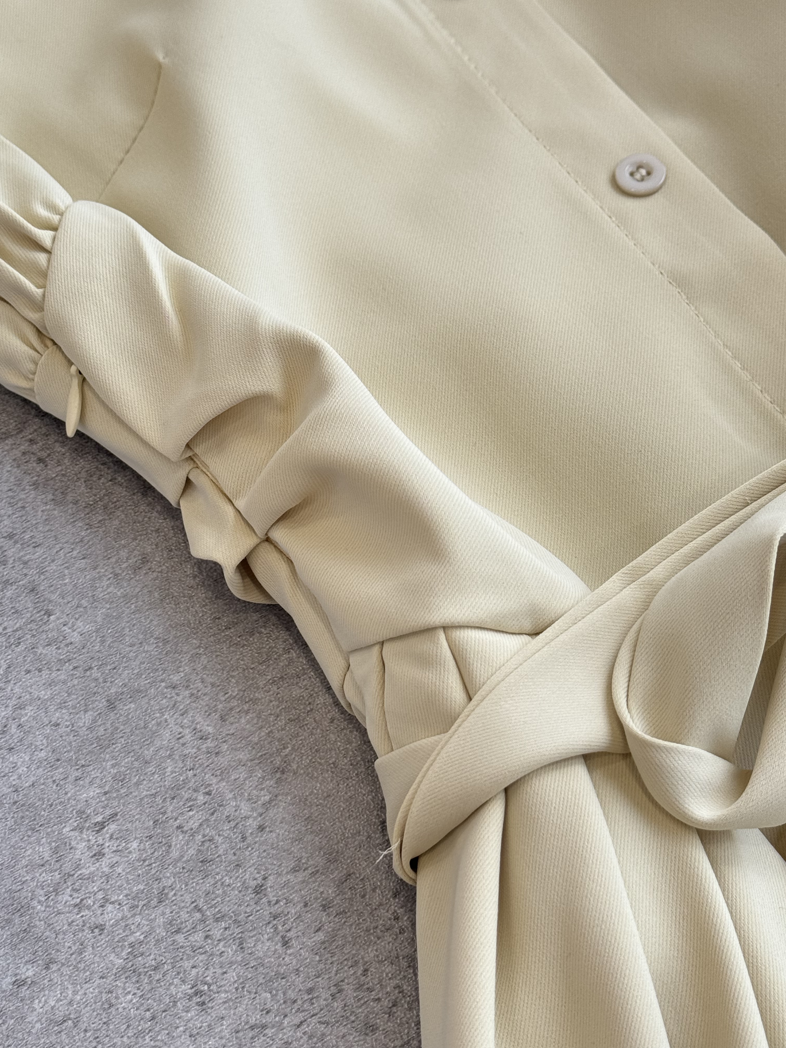 New无袖法式开扣Dress