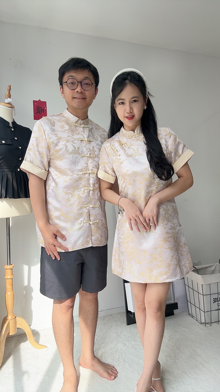 （情侣-女） 清秀缎面刺绣连身裙旗袍.