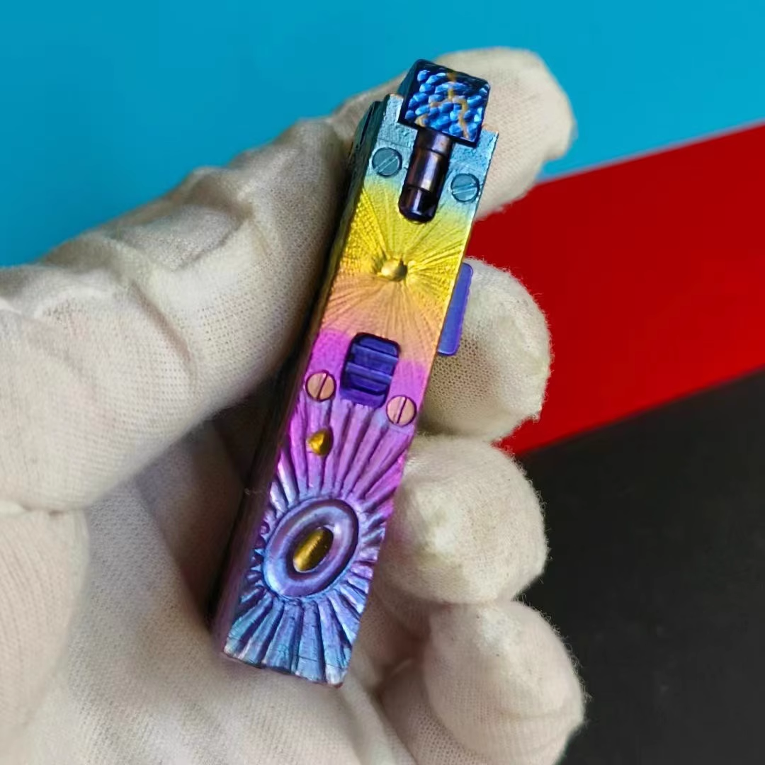 Titanium Alloy Hand Carved Oil Painting Anodizing Process Collection Old School Cigarette Lighter