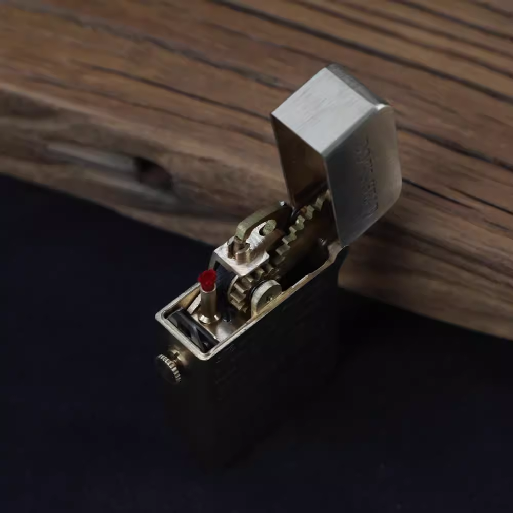 Semi-automatic ignition copper kerosene lighter new dog head machine nine-tailed fox