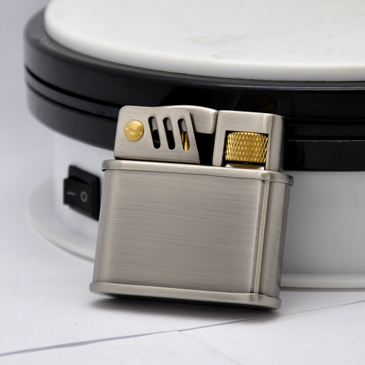 Brass Kerosene Lighter zippo