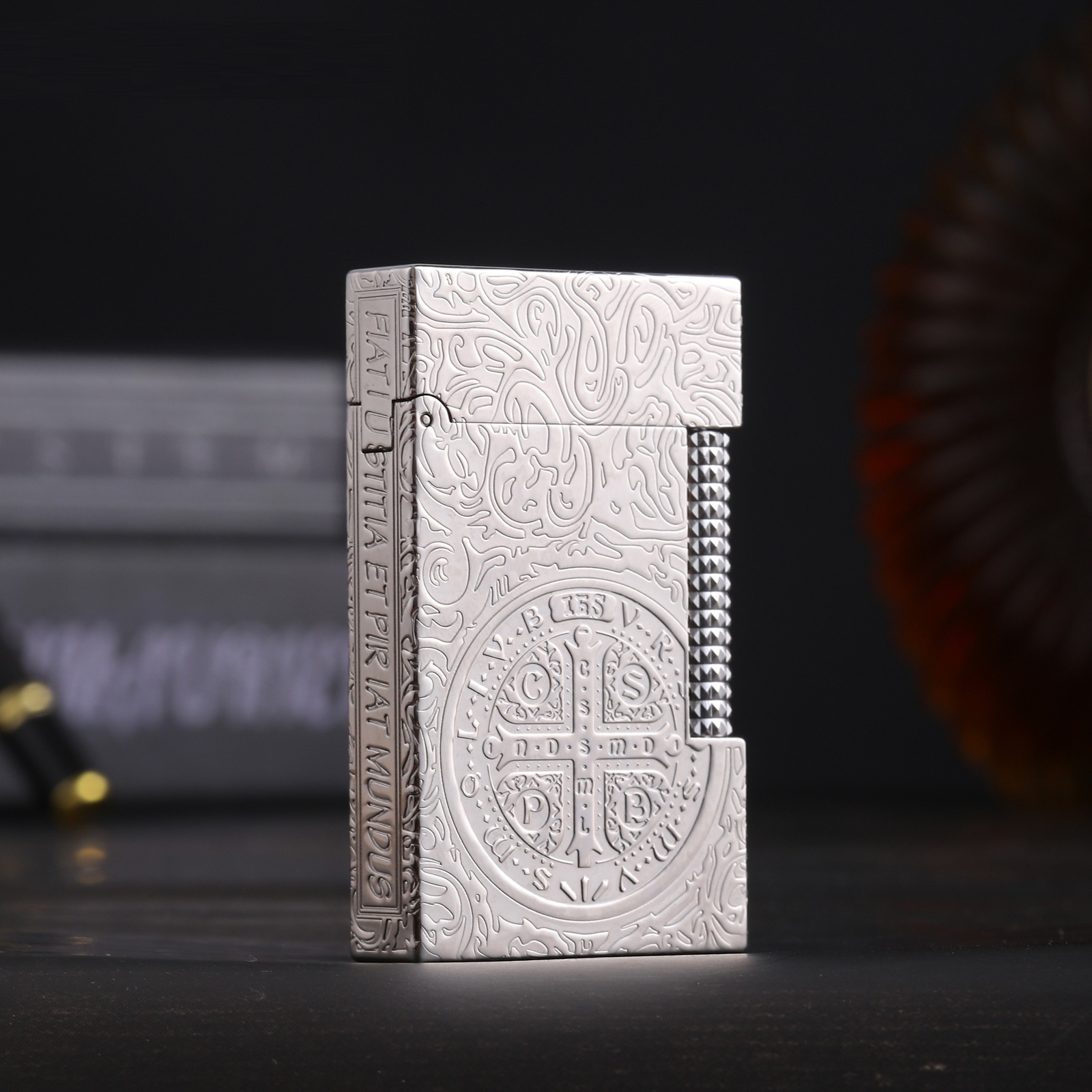 Long Sound Inflatable Lighter Constantine