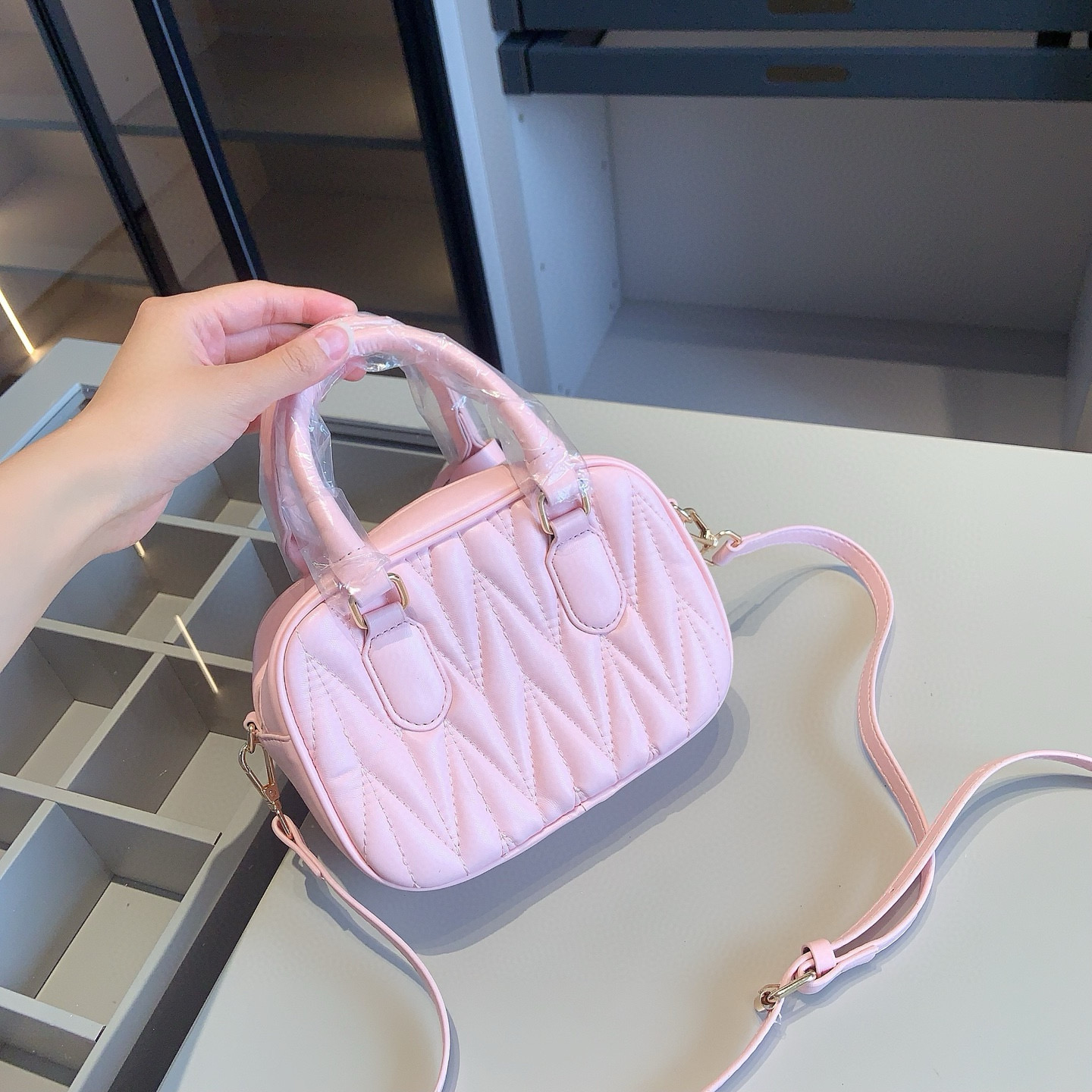 MIUMIU 「ミュウミュ ウのボウリングバッグ、ショルダーバッグ、財布」3点セット