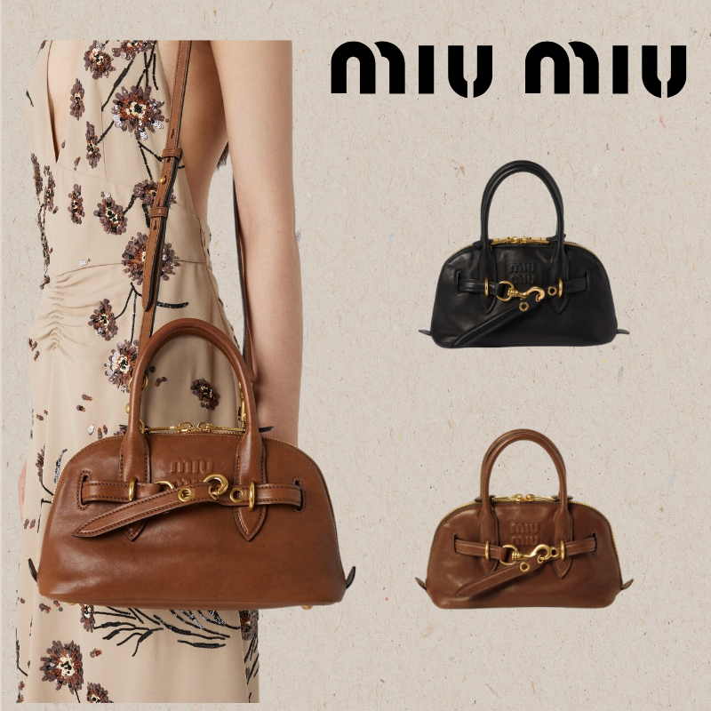 MIUMIUアバンチュール ナッパレザー トップハンドルバッグ