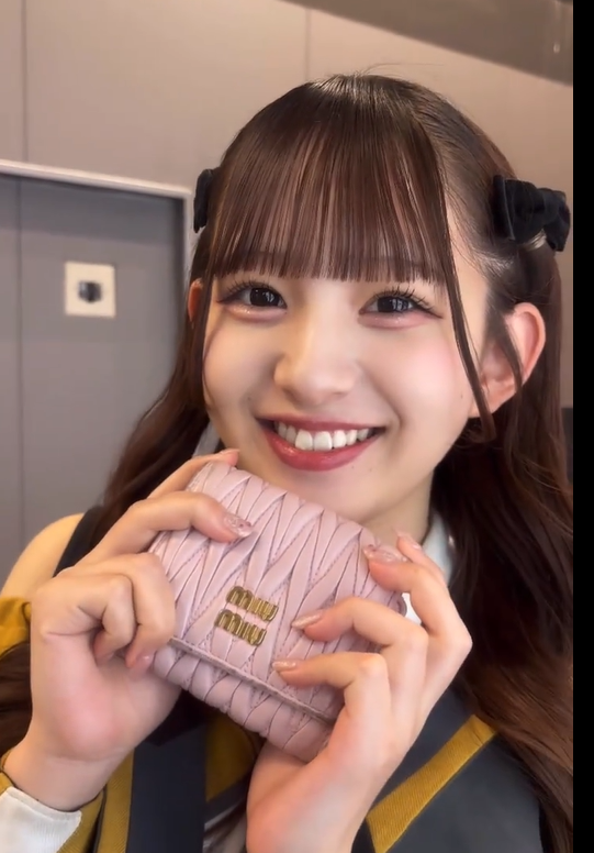 MIUMIU 「ミュウミュ ウのボウリングバッグ、ショルダーバッグ、財布」3点セット