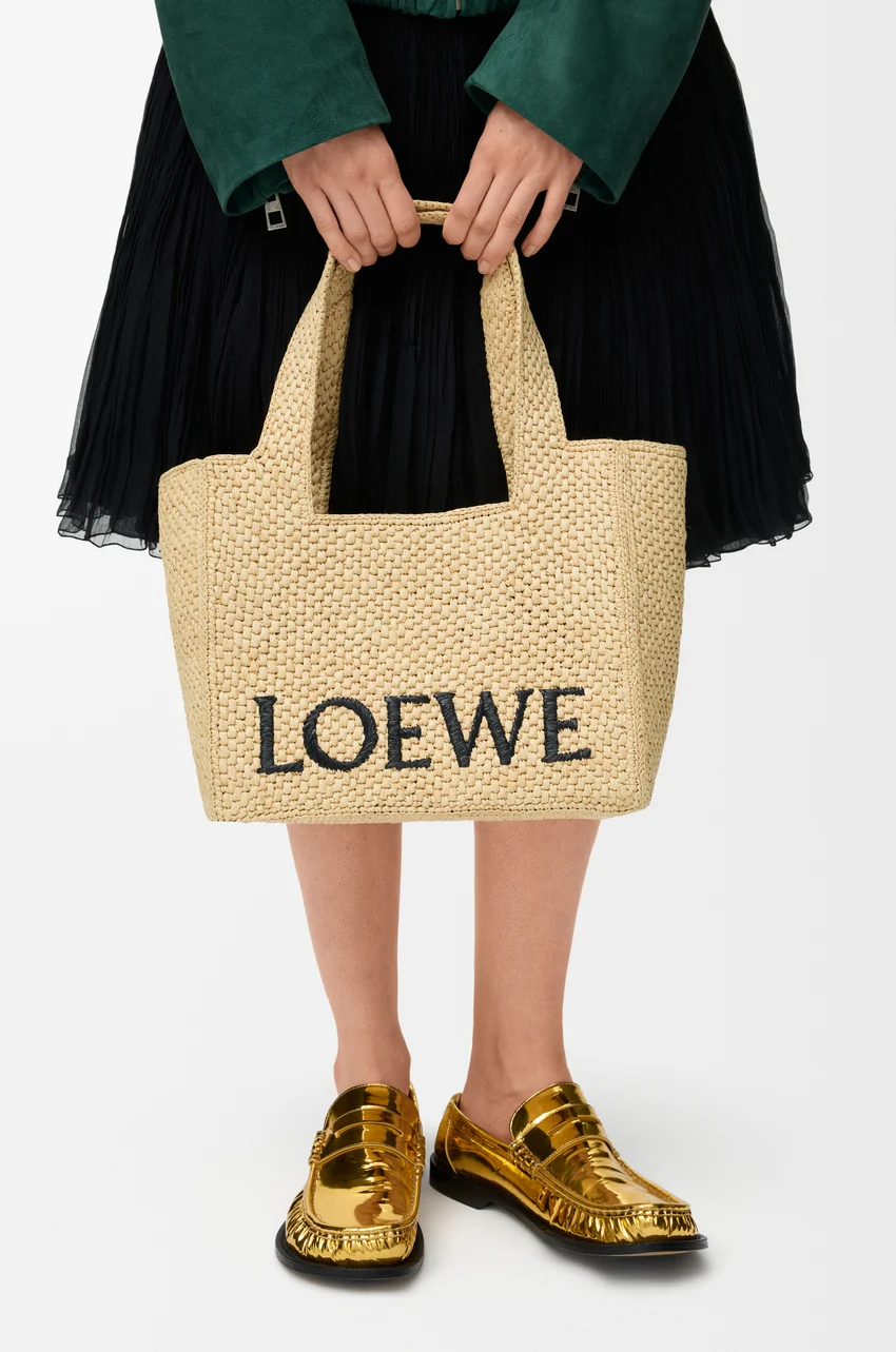 ロエベ  ラフィアフォント トートバッグ