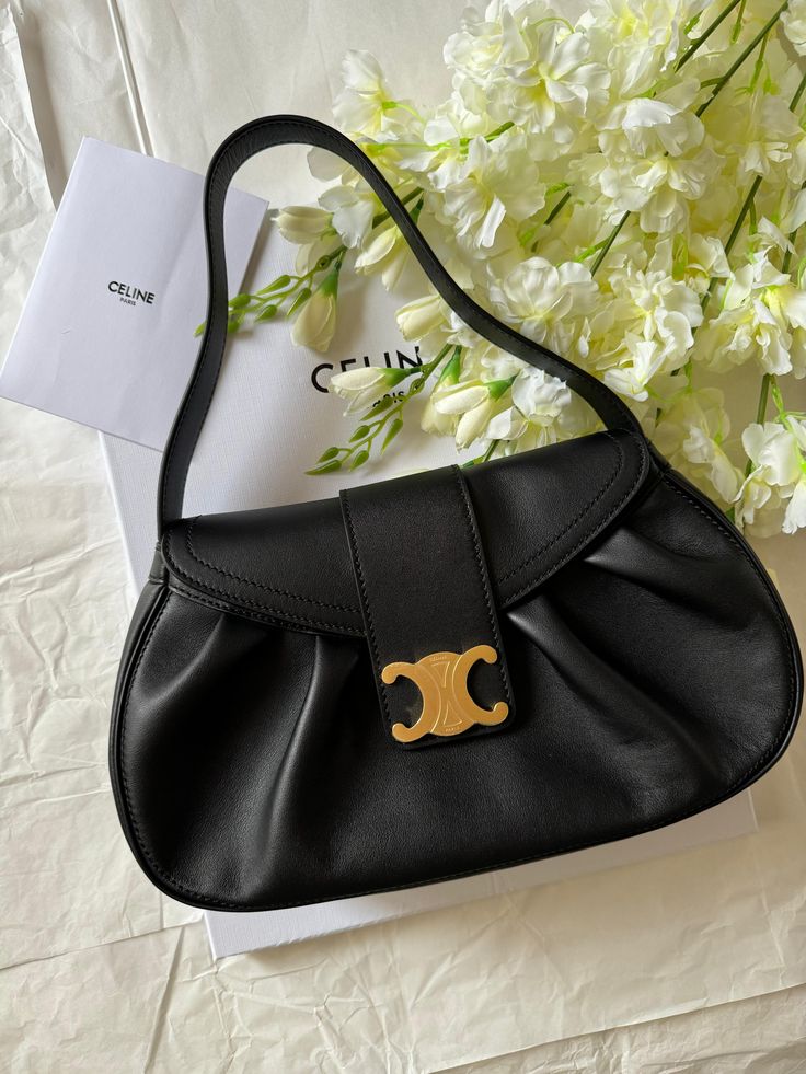 CELINE 2025年新作ポリー大容量プリーツクラウドバッグ