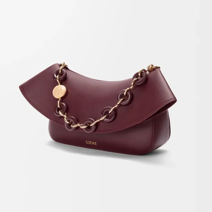 ロエベ  オラ バッグ ミディアム（スムースカーフ）