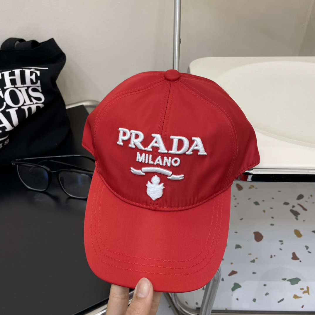 PRADA】Re-Nylon ベースボールキャップ