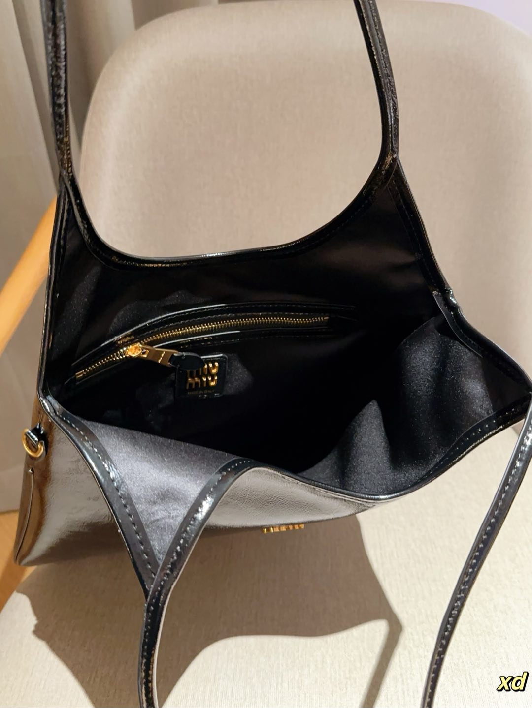 MIUMIU IVY ナプラック パテントレザーバッグ