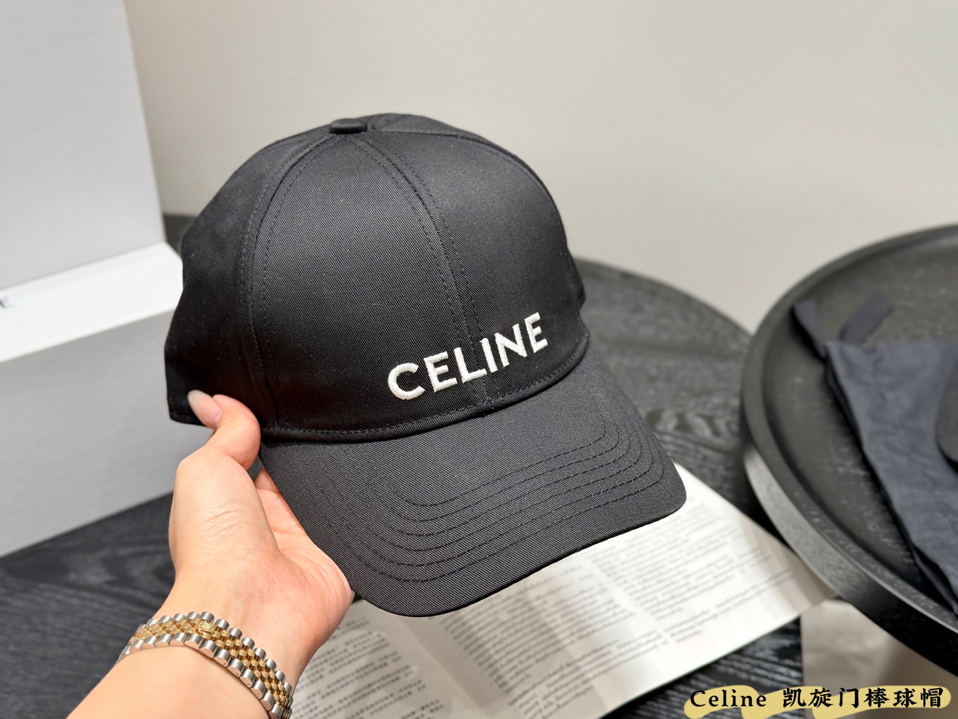 CELINE  セリーヌ ベースボールキャップ コットン男女兼用