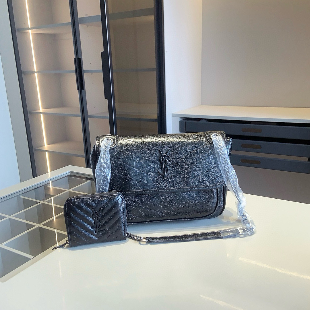 YSL イヴサンローラン ギフトセット 3点 セット　ICARE ショルダーバッグ＋NIKI ショルダーバッグ＋財布