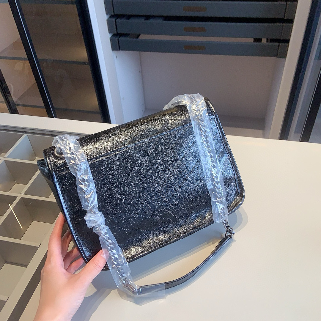 CHANEL 　シャネル　サスペンダー ブラック　 vintage　 箱付 シャネル CHANEL サスペンダー ロゴ ブラック ヴィンテージ レア