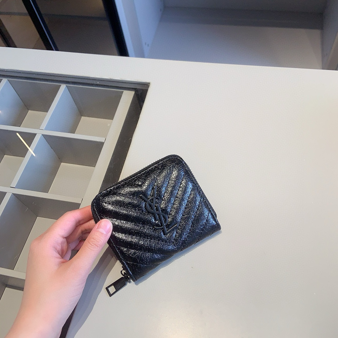 YSL イヴサンローラン ギフトセット 3点 セット　ICARE ショルダーバッグ＋NIKI ショルダーバッグ＋財布