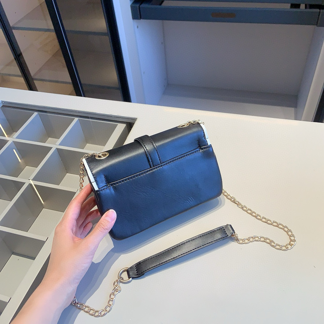 CHANEL シャネルギフトセット 3点 セット Vintage CC Maxi Flap