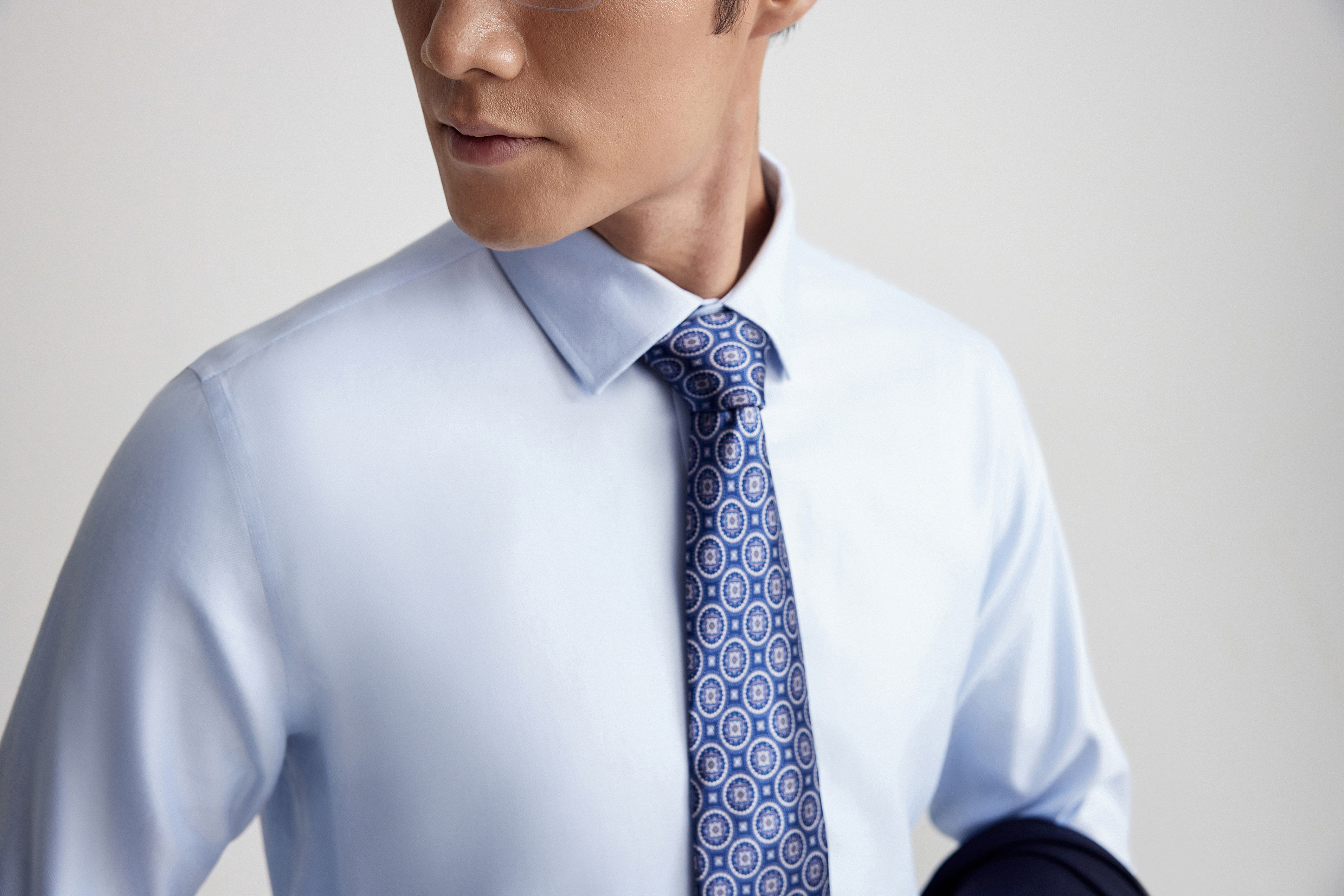 Goldlion Business Regular Fit 3D Silk Wrinkle Free Long-Sleeved Shirt (Blue)