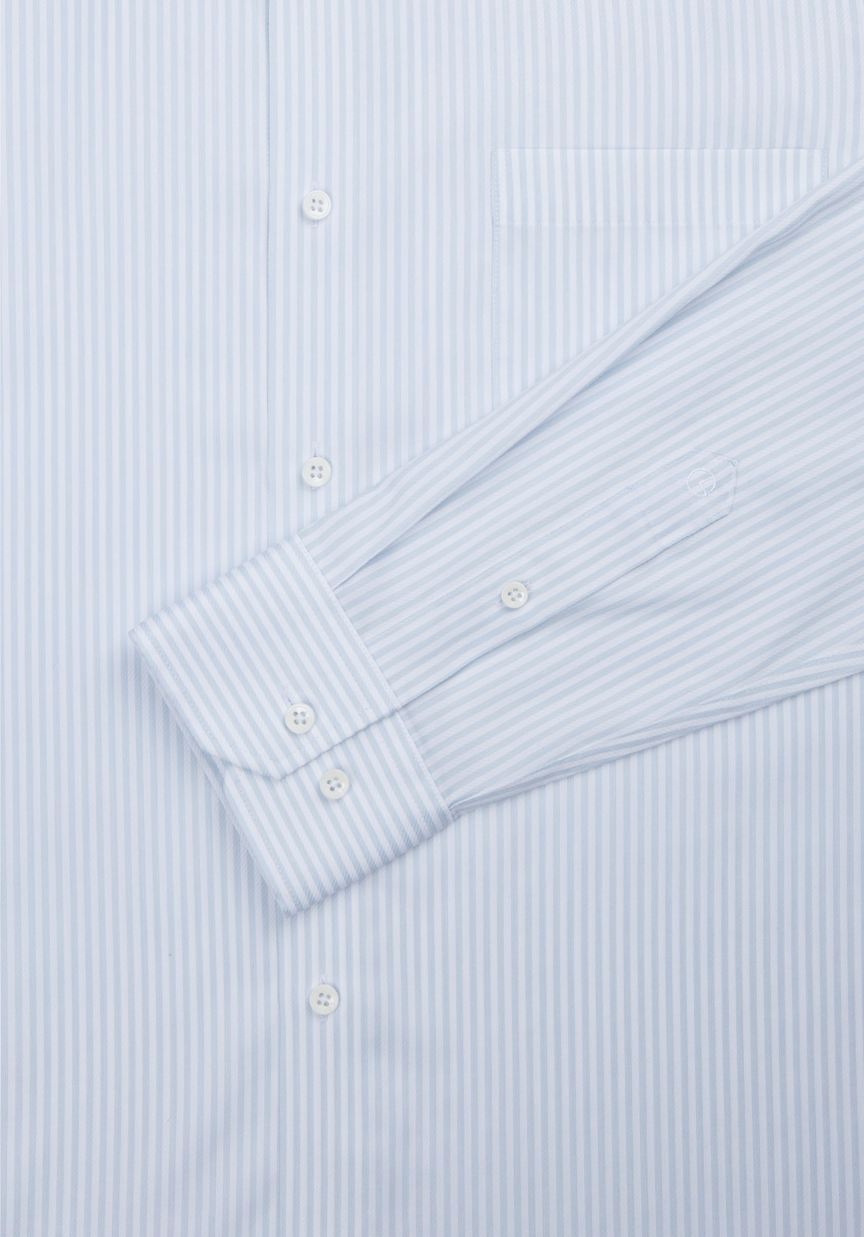 Goldlion Business Regular Fit 3D Silk Wrinkle Free Long-Sleeved Shirt (Blue/White)