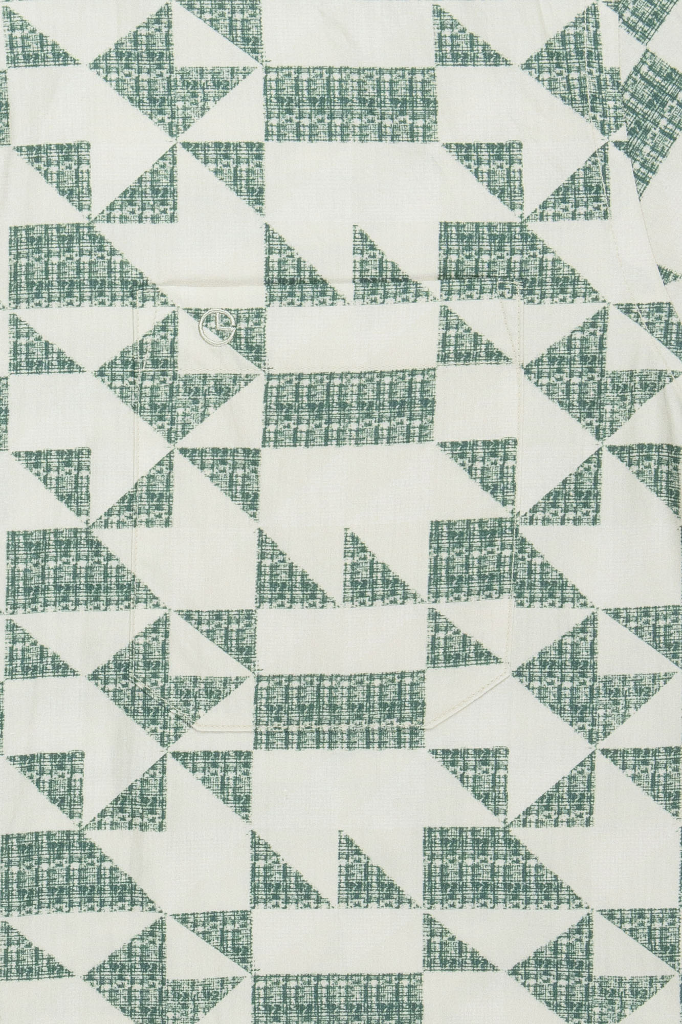 Goldlion Casual Regular Fit Geometric Print Cotton Short-Sleeved Shirt (Green)