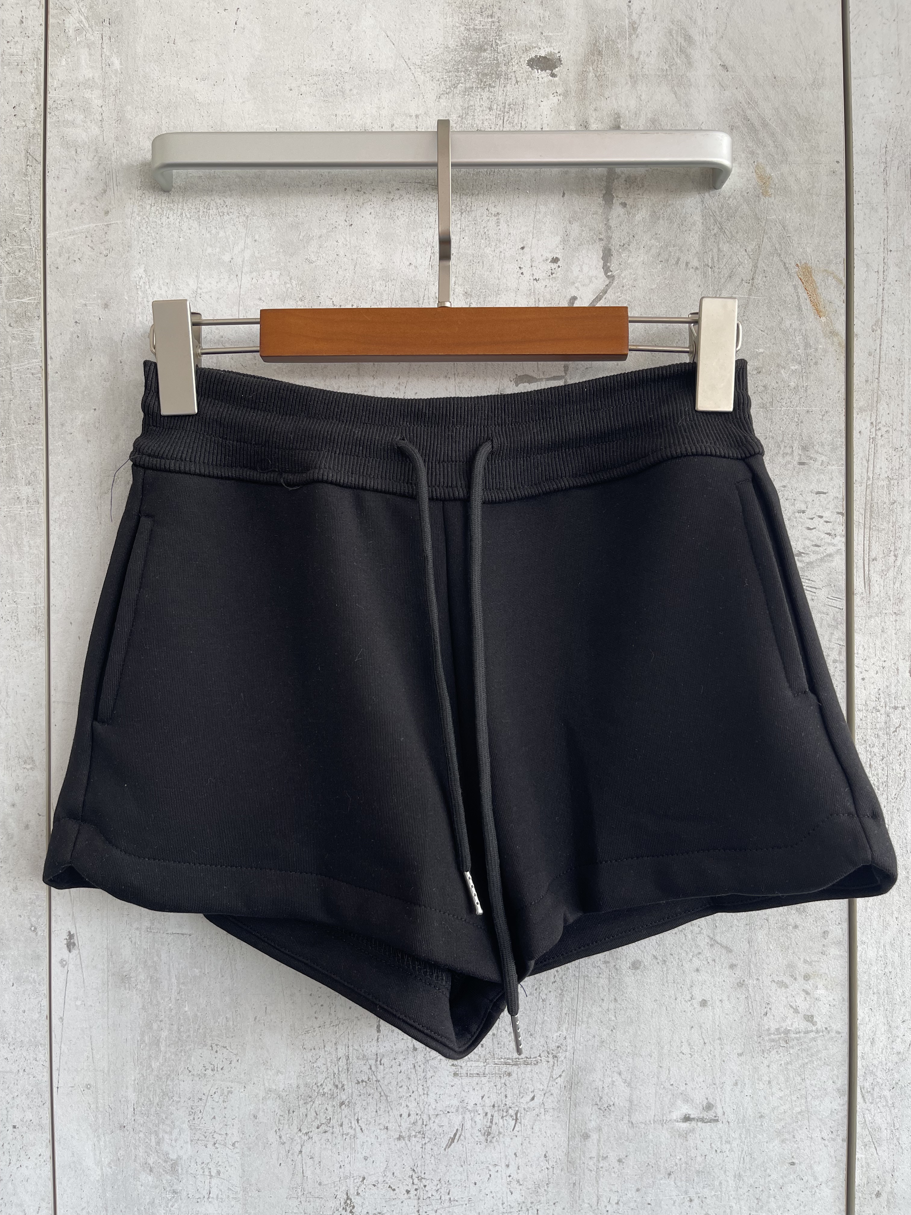 613 Sorayay Sporty Shorts W Adjustable Sash (S Size: UW 32-48cm, H 45-52cm, L 30cm; M Size: UW 34-50cm, H 47-54cm, L 30cm)