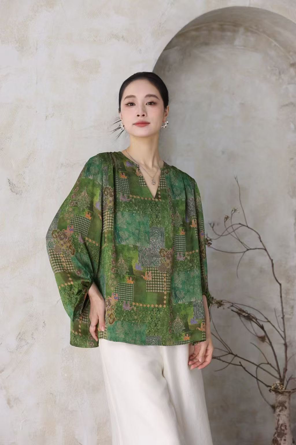 HZ July Stream #4: (PO) 99280 Siena V-Neck Blouse (L Size: B 58cm; L 62cm, XL Size: B 60cm; L 62cm)